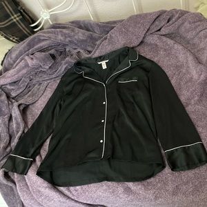 VS Victoria Secret Sleep Shirt